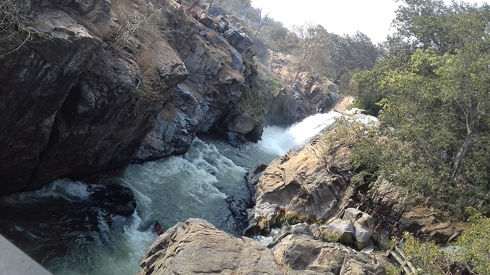 Hogenakkal Falls